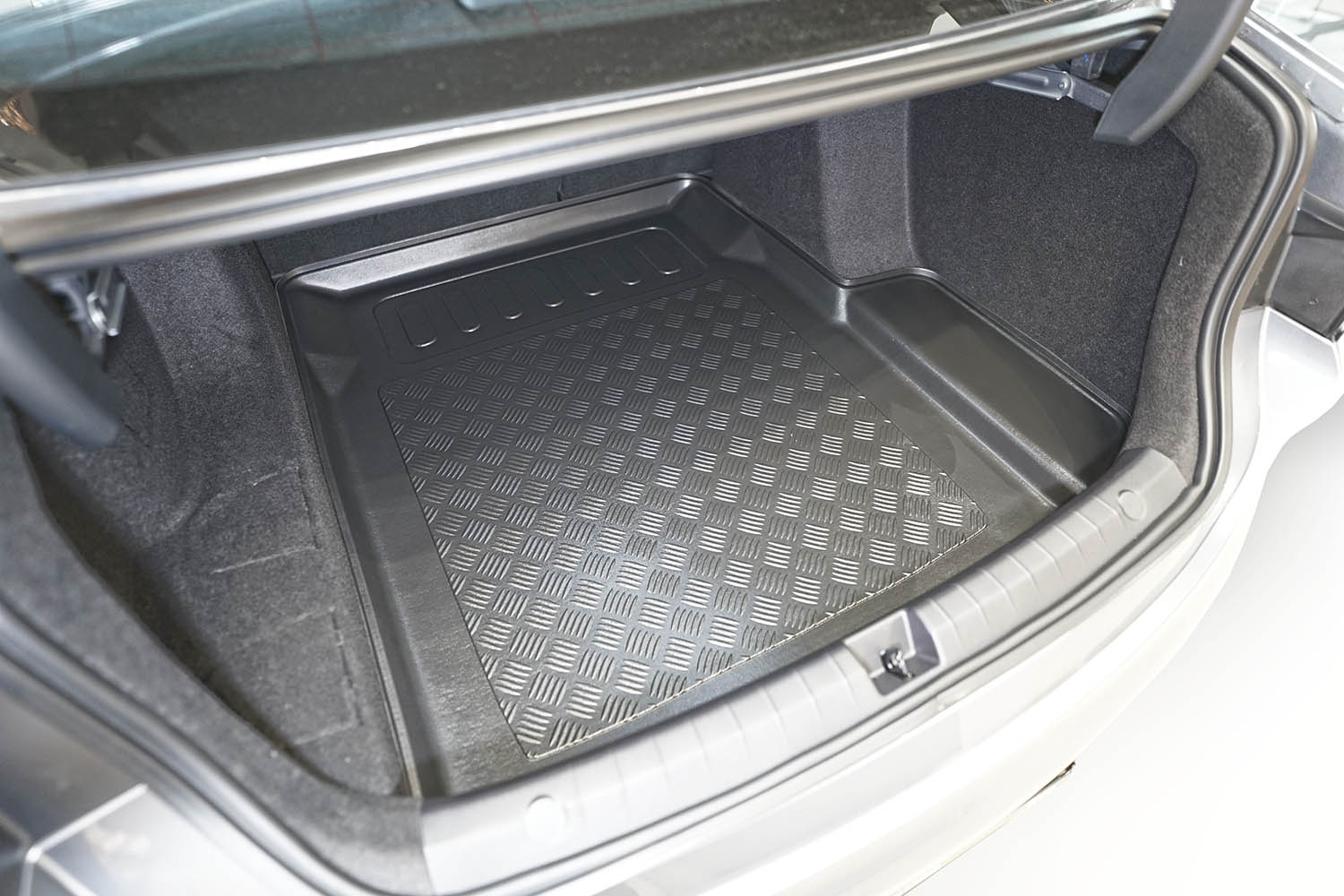 Tavite portbagaj BYD Seal 5 DM-i (PHEV), caroserie sedan, an fabricatie 2025 - prezent | 194466BSC