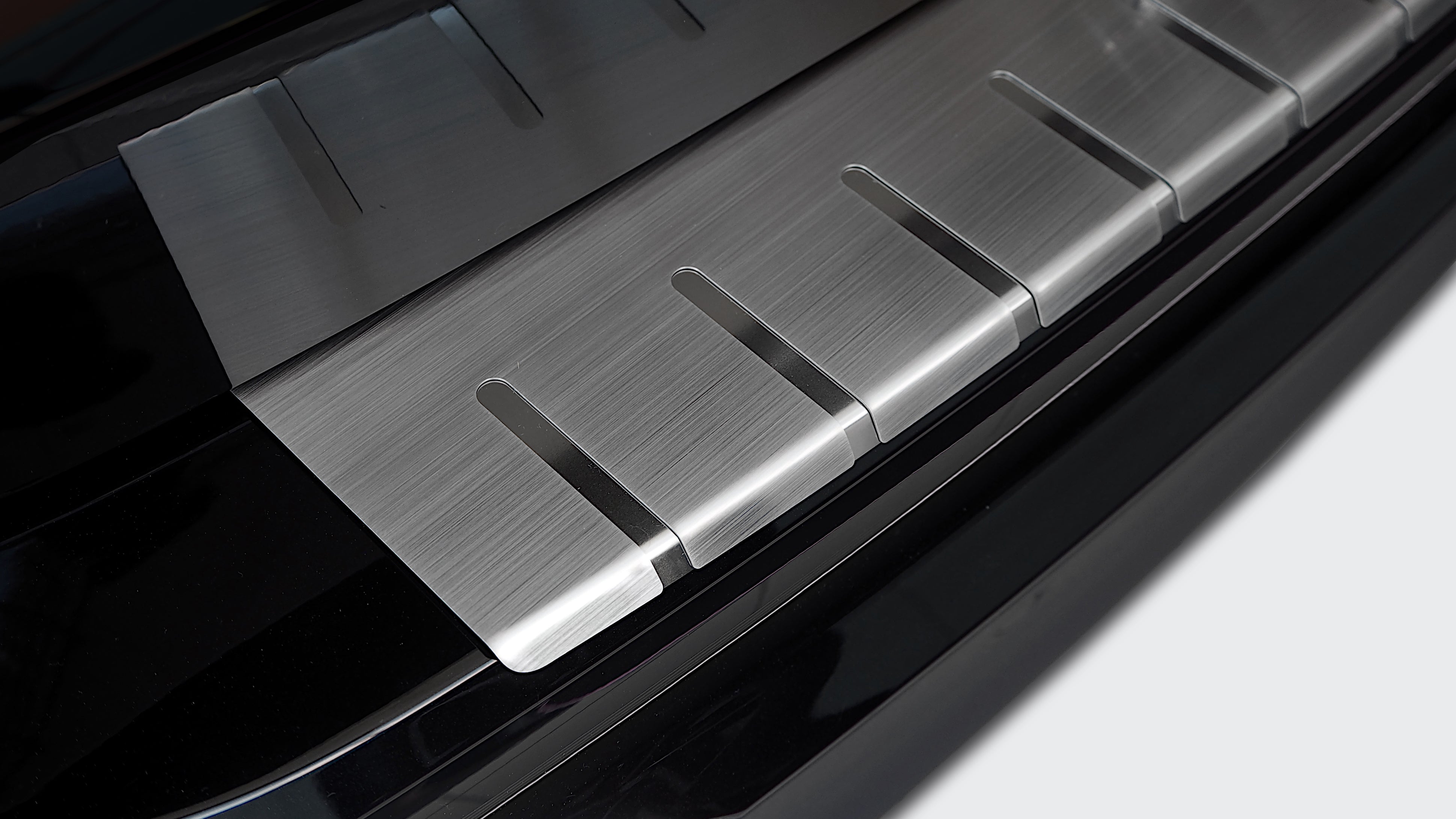 Protectii prag portbagaj inox Volkswagen Tayron MHEV, an fabricatie 2025 - prezent, caroserie suv | 25-7307