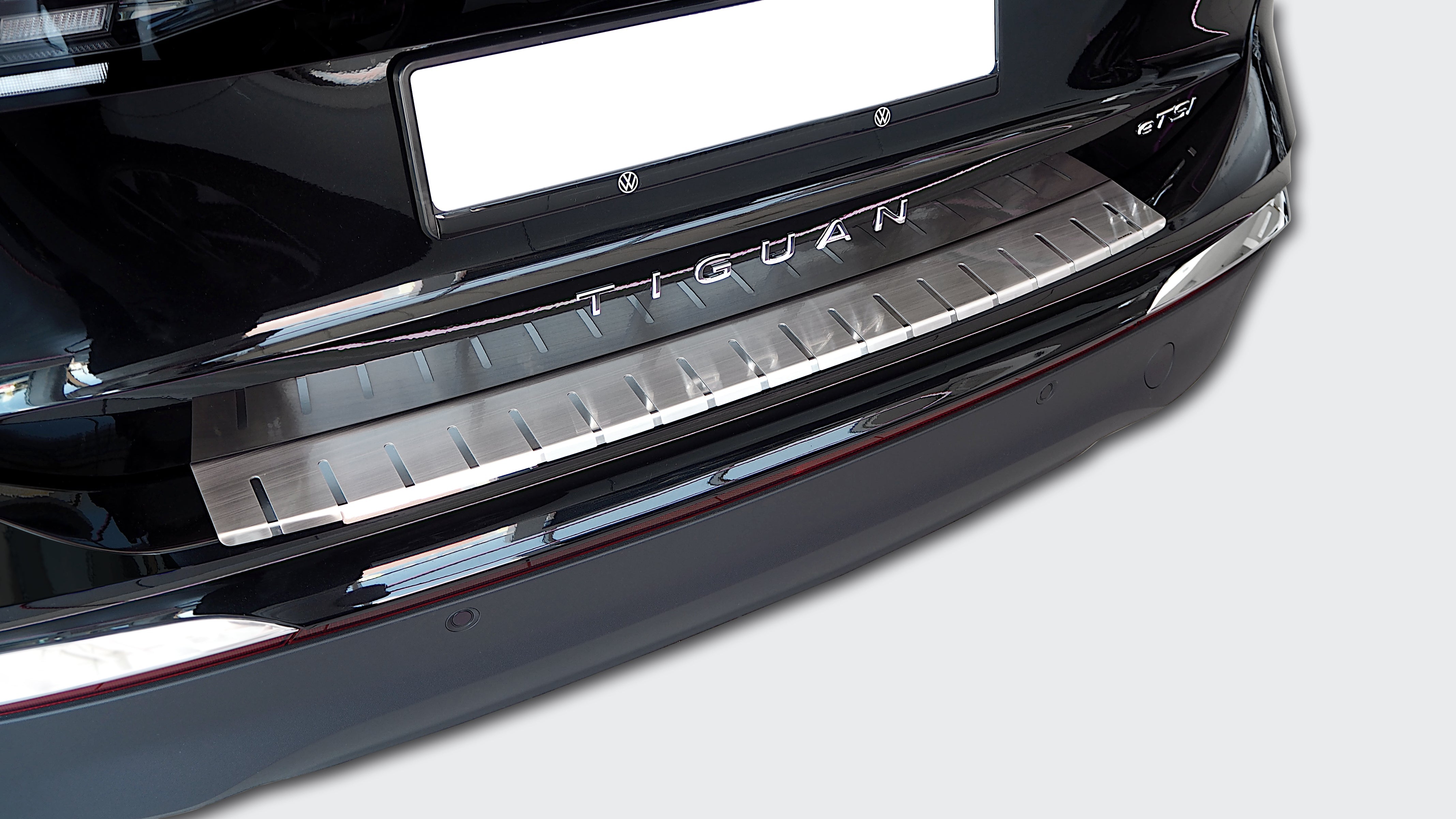 Protectii prag portbagaj inox Volkswagen Tayron MHEV, an fabricatie 2025 - prezent, caroserie suv | 25-7307