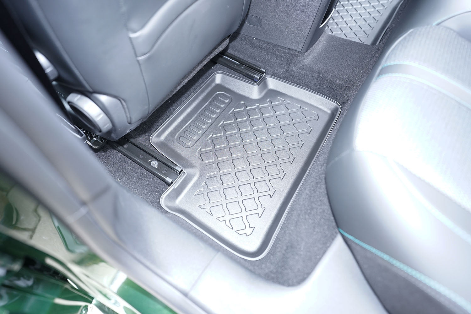Covorase auto tip tavita Peugeot 308 III Hybrid (MHEV), an fabricatie 09.2023 - prezent, caroserie hatchback | 604490