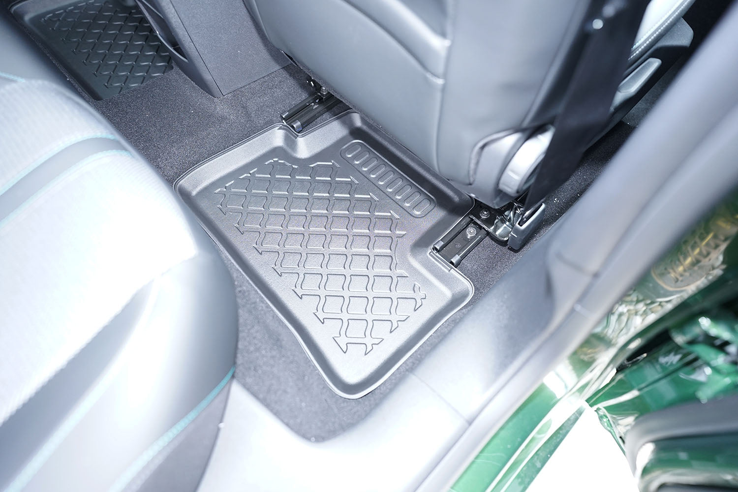 Covorase auto tip tavita Peugeot 308 III Hybrid (MHEV), an fabricatie 09.2023 - prezent, caroserie hatchback | 604490