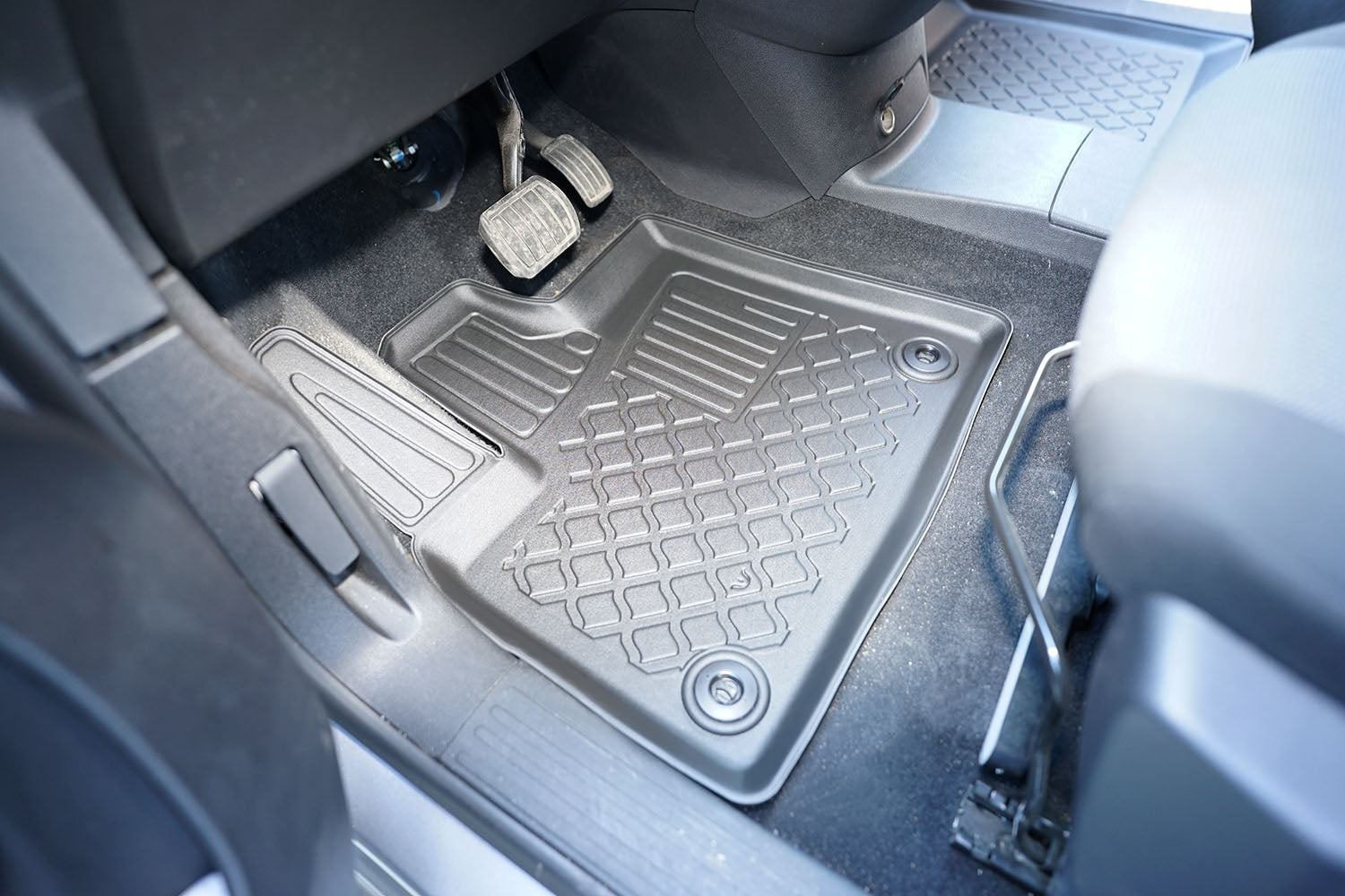 Covorase auto tip tavita Fiat Doblo E- EV, an fabricatie 2023 - prezent, caroserie van 2-3 locuri, ampatament scurt si lung | 653777