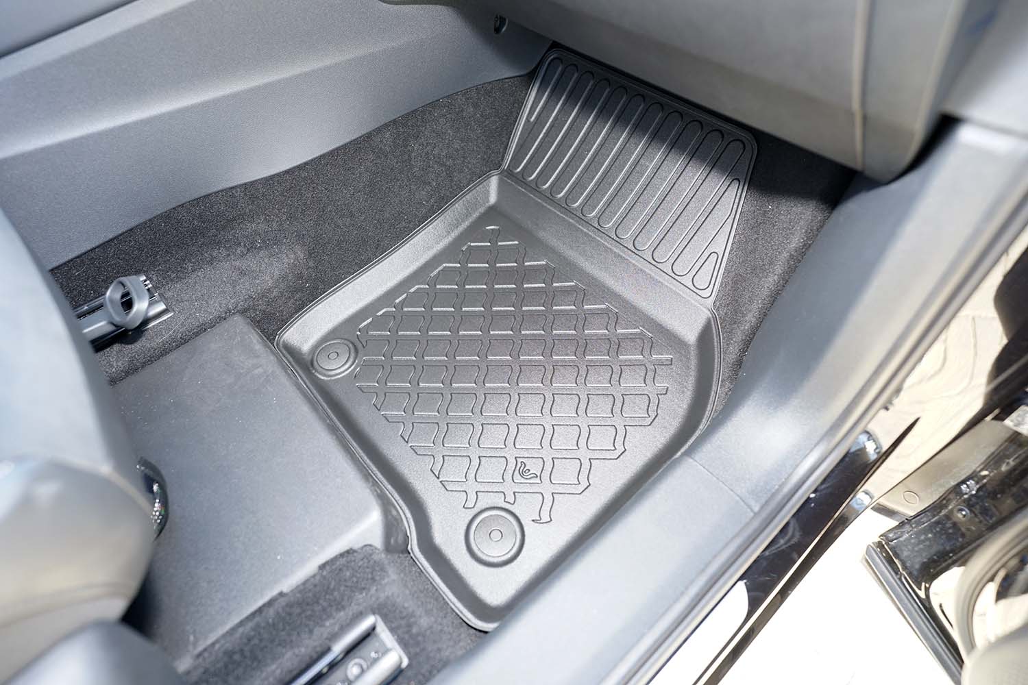 Covorase auto tip tavita Volkswagen Tayron, an fabricatie 03.2025 - prezent, caroserie suv 5-7 locuri, fara rand 3 | 603904