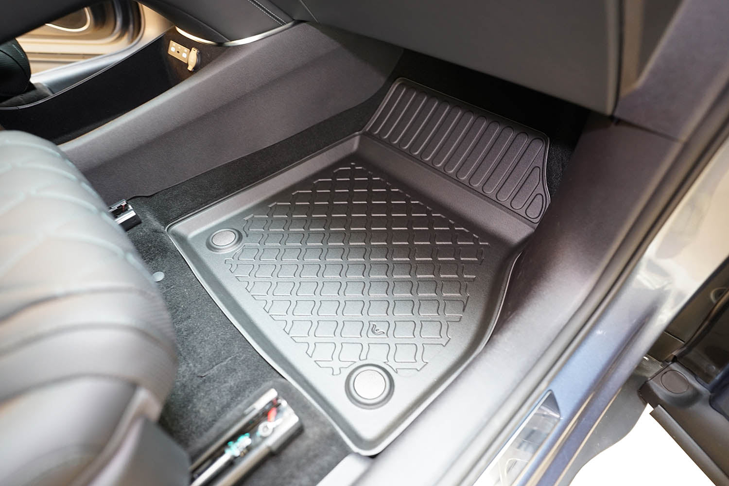 Covorase auto tip tavita BYD Sealion 7 EV, an fabricatie 2024 - prezent, caroserie suv | 604463