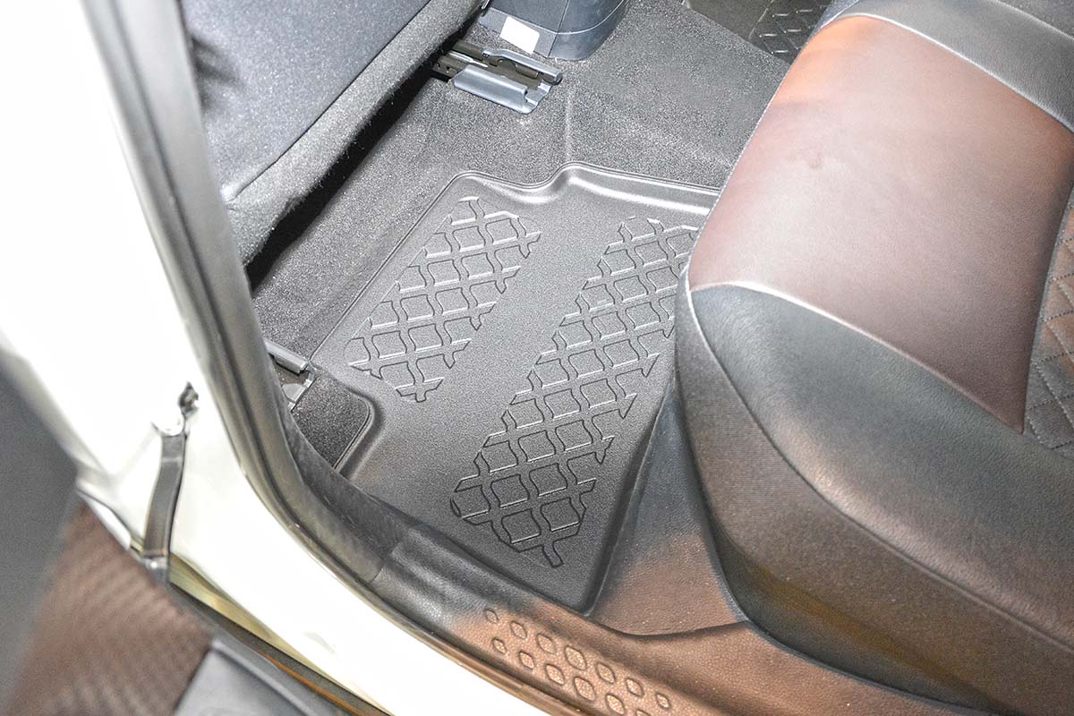 Covorase auto tip tavita Toyota C-HR Hybrid, an fabricatie 01.2017 - 12.2023, caroserie suv nu corespunde pentru phev | 603381