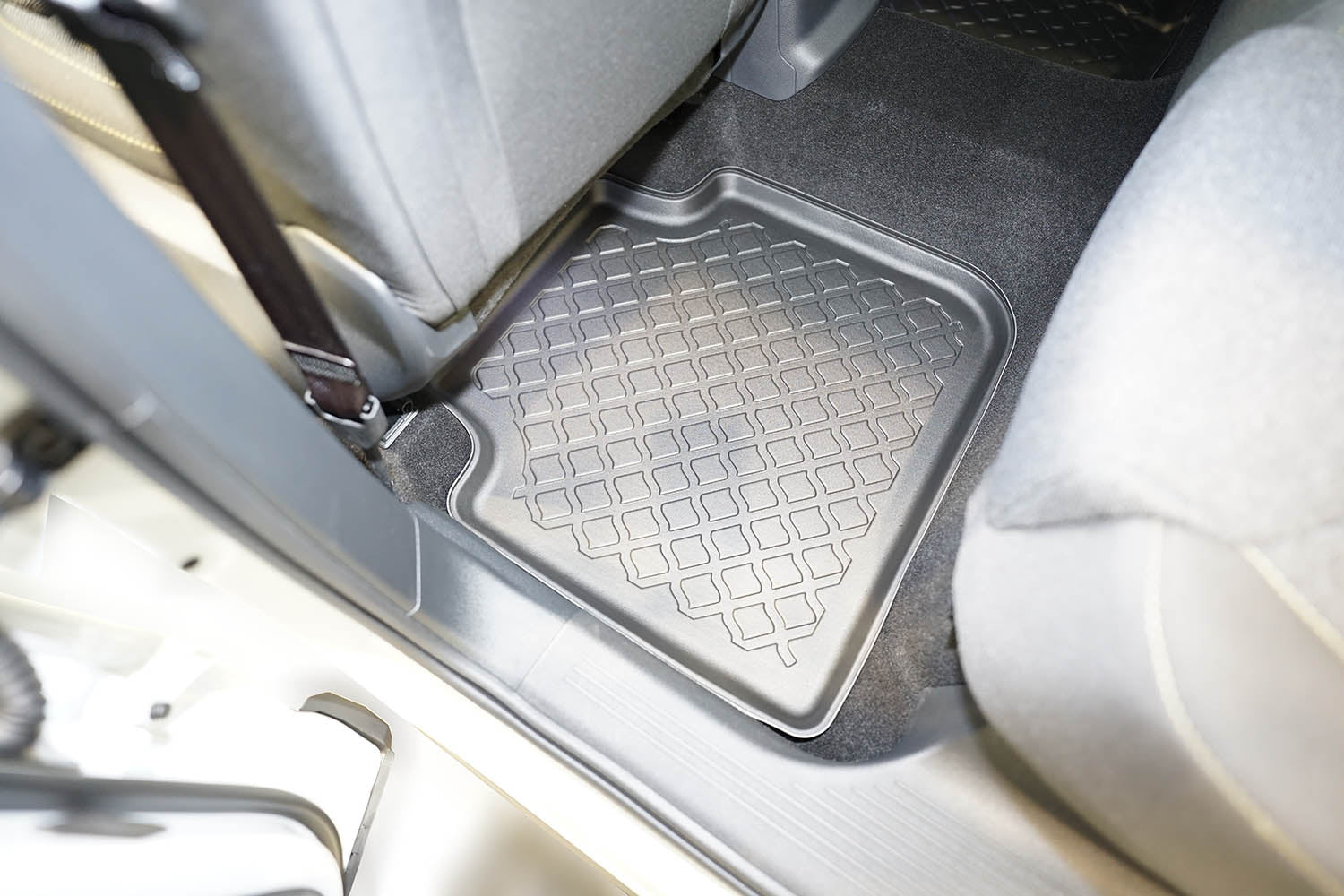 Covorase auto tip tavita Volkswagen Tayron, an fabricatie 03.2025 - prezent, caroserie suv 5-7 locuri, fara rand 3 | 603904