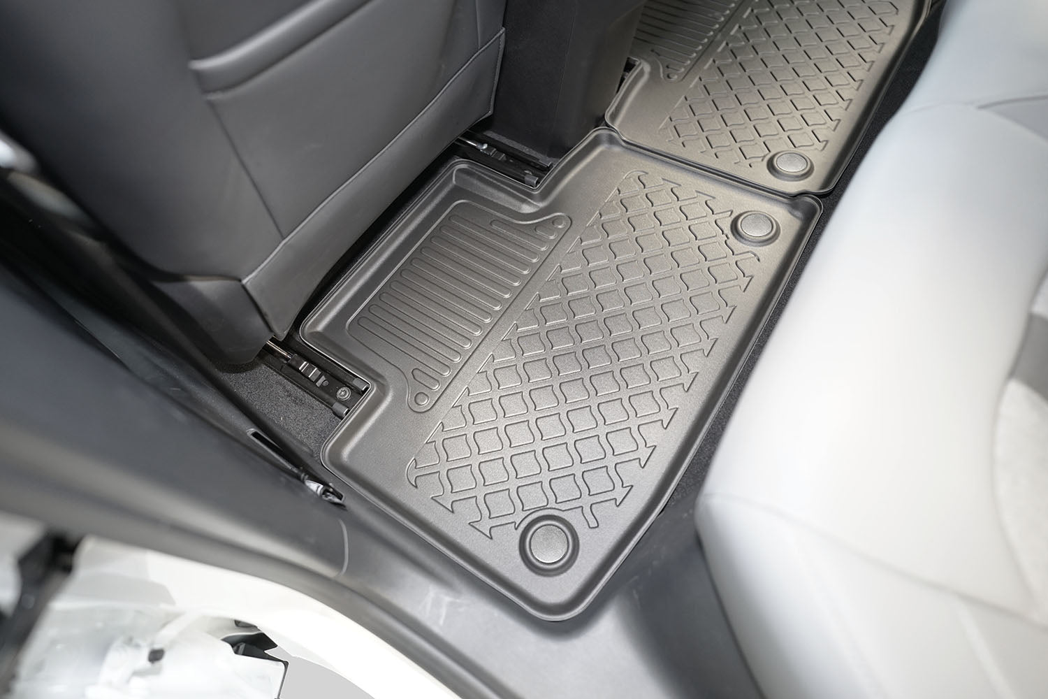 Covorase auto tip tavita MG S5 EV, an fabricatie 03.2025 - prezent, caroserie suv | 604358