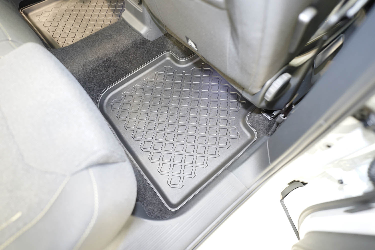Covorase auto tip tavita Volkswagen Tayron, an fabricatie 03.2025 - prezent, caroserie suv 5-7 locuri, fara rand 3 | 603904