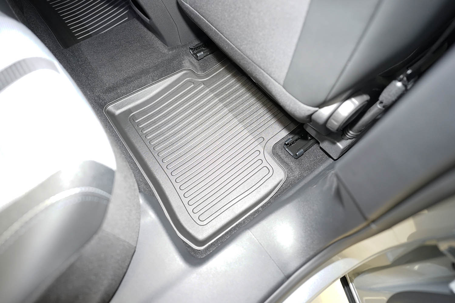 Covorase auto tip tavita Opel Grandland II Hybrid (MHEV), an fabricatie 10.2024 - prezent, caroserie suv nu corespunde pentru electric, al 3-lea rand exclus | 604432